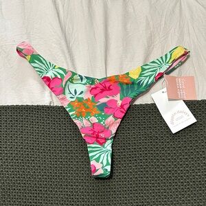 NWT Dippin Daisys swim bottom